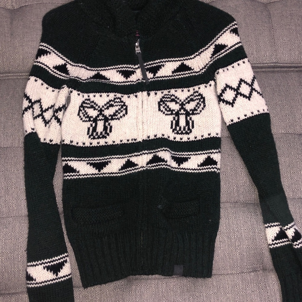 COPY - Aritzia TNA sweater
